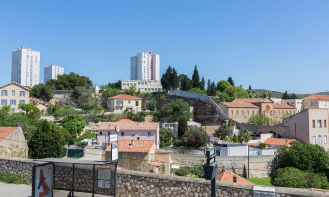 15th Arrondissement Apartment | ☘️ {Ô soleil sucré de St-Louis} * Clim - Marseille