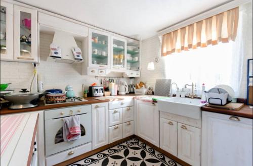 Konak Apartment | Ödüllü Tarihi Rum Evi Teraslı