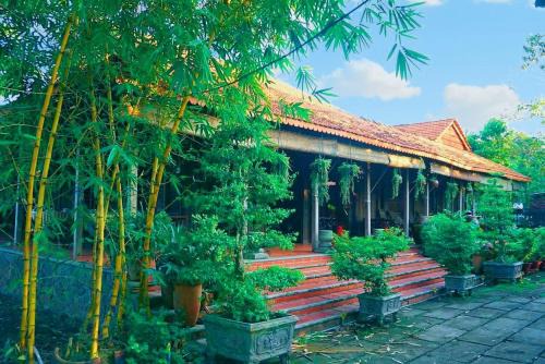 Long Ho House | Út Bình Homestay