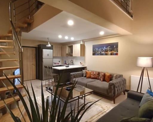 Kagithane Apartment | Şehir merkezinde Loft residence, İstanbul havalimanına metro ile 25 dakikada aktarmasız ulaşım