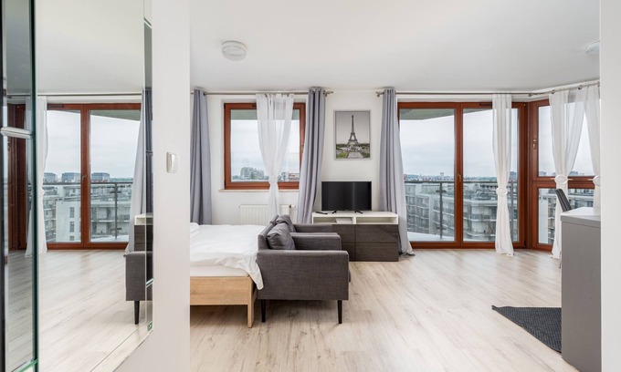 Krakow Apartment | Żabiniec Paris Studio