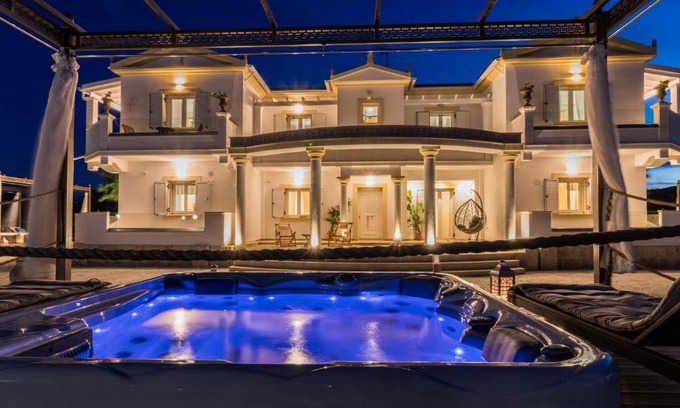 Petriti House | Τhalasso Palace Homes