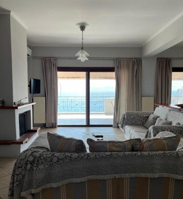 Menidion House | Όμορφο διαμέρισμα με εκπληκτική θέα