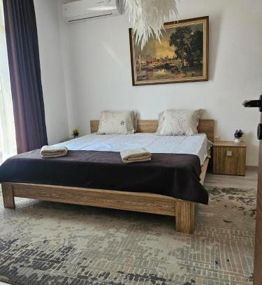 Elena Villa | Бадевски рай- къща София