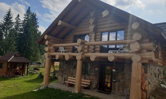 Vorokhta Apartment | Дикий Зруб