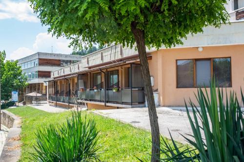 Tryavna Hotel | Комплекс Плавис