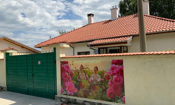 Kazanlak House | Къщи за гости Армагански път