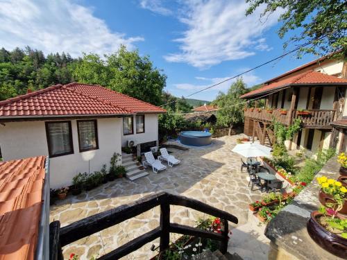 Troyan House | Къщи за гости "Зелената долина"