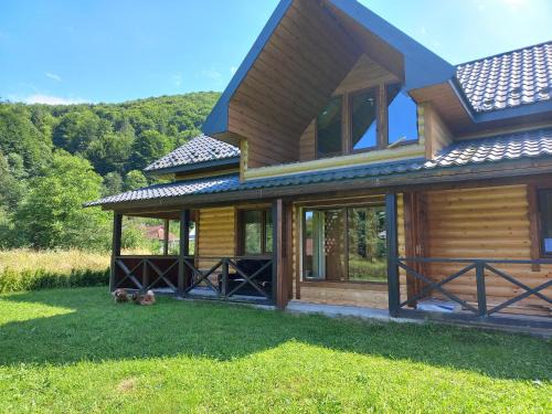 Snidavka House | Садиба Федорчуків За рікою