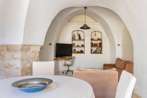 Safed Old City House | שלווה בעיר העתיקה - Peace in the heart of the old city