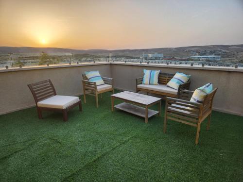 Yeruham Apartment | שקיעות מדבר