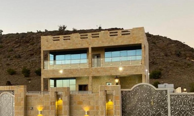 Al Hamra Ski Chalet | استراحة العلئ جبل شمس jabal shams