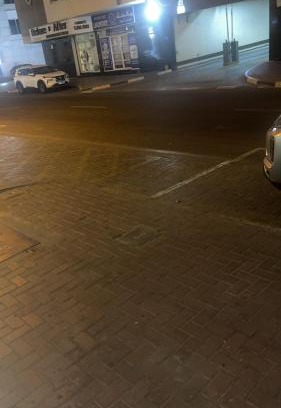 Madinat Zayed Apartment | دبي