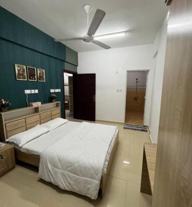 Seeb Apartment | شقة البشائر