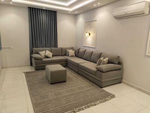 Hera Street Apartment | شقة بغرفة نوم وصالة - Luxury bedroom and living Room