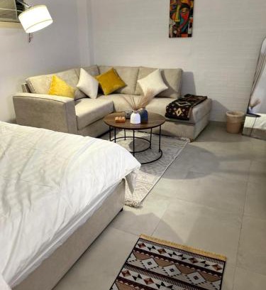 Qurish Street Apartment | شقة حي البوادي