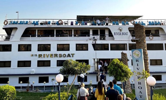 Cairo Boat Rental | مركب ريفر River Boat