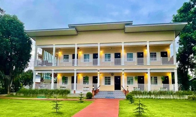 Sakon Nakhon Hotel | ลิลล์ลดา บูติค โฮเต็ล
