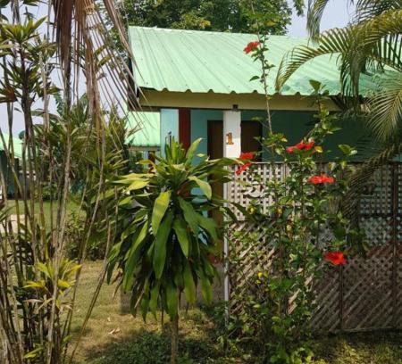 Ban Phu Hotel | สบาย สบาย รีสอร์ท