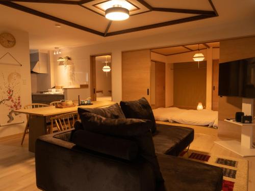 Nakafurano House | かんたろうもねたろうの母家-11月10日から10日間2周年セール!富良野スキー場12分 ラベンダー畑7分!キッズエリア大好評