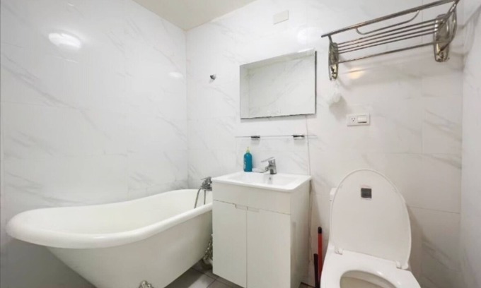 Shida Apartment | 三房二廳-步行三分鐘師大夜市、五分鐘大安森林公園、八分鐘台電大樓站與台大、市中心、大陽台、大客廳