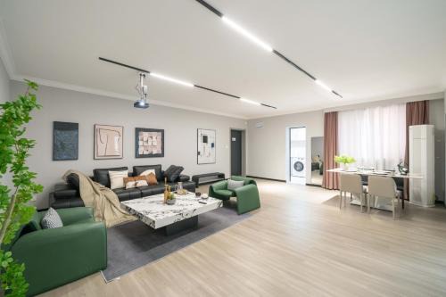 Downtown Shanghai Apartment | 上海市五豪民宿The Bund & West Nanjing Road&bnb