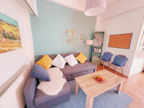 Kallithea Apartment | 书香海岸Literary Coast Haven