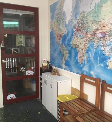 East District Hostel | 拉瓦宅 輕旅店 - Lawa House #僅接待18-40歲青年旅人#Only for aged 18-40