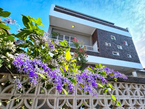 Old Town House | 朗香洋房 台南安平民宿2-12人包棟