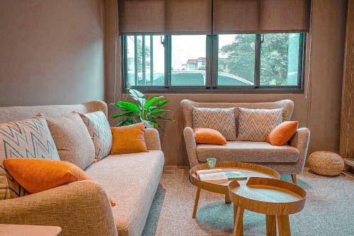 Hualien City Centre House | 李宿 花蓮包棟-市區溪畔民宿-附車位-按人數調配房間-每日限定一組客人