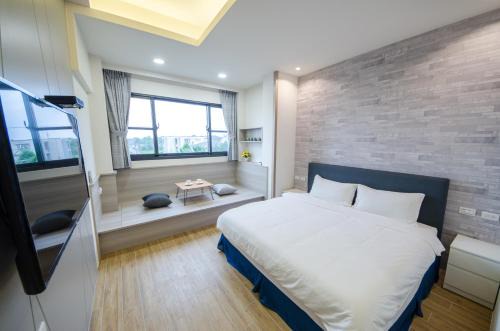 Wujie House | 渡小夜電梯民宿 Yilannight B&B