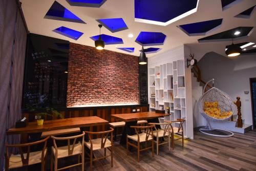 Luodong Bed & Breakfast | 羅東以馬內利電梯民宿 近羅東及清溝夜市