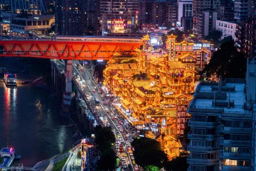Jeifangbei Central Business District Apartment | 重庆大野江景民宿
