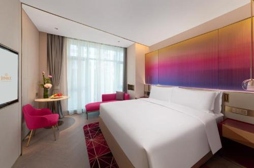 Chenghua Hotel | 金科金雅酒店成都建设路东郊记忆店