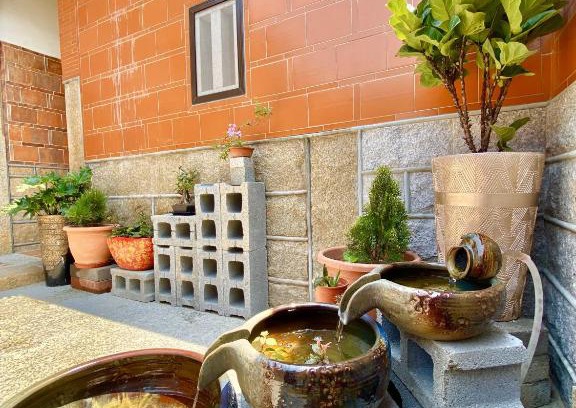 Jinhu House | 金門玉宿古厝小包棟民宿