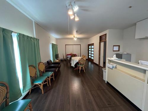 Imazu House | 高島市一棟貸切 グループファミリーok Biwa Lake琵琶湖 徒歩10分 大人数でご利用だとお得連泊がお得BBQ可能自転車麻雀卓無料利用可