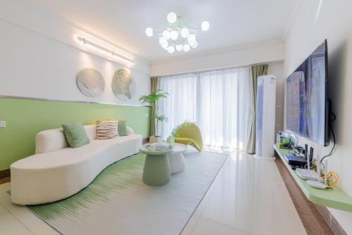 Liwan Apartment | 黄叔雅居3 Uncle Huang s mansions No3 荔景华邸