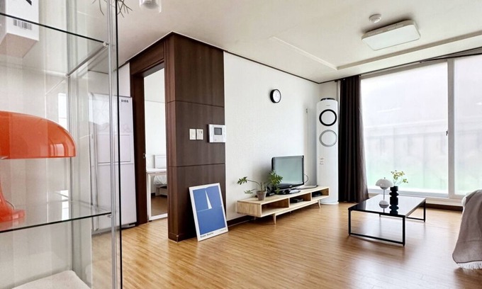 Cheongdam Apartment | 강남 청담범신 아파트 3베드룸 고급 풀옵션