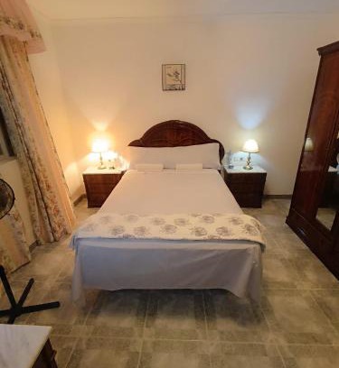 Puerto de la Torre House | 01 Habitación en hogar tranquilo, casa conpartilhada