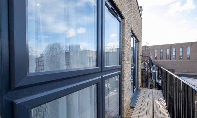 Yiewsley Apartment | 02 - Luxury 2 Bed Apt. Free Parking, West Drayton