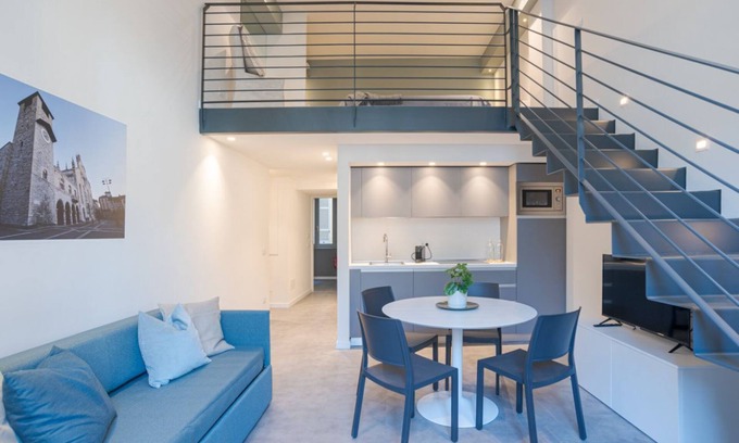Como City Centre Apartment | 07 Tigli Visconti - MyHomeInComo