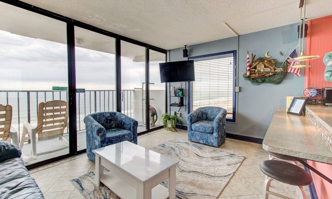 Wilmington Beach Condo | 0914 Changes In Attitude by Atlantic Towers