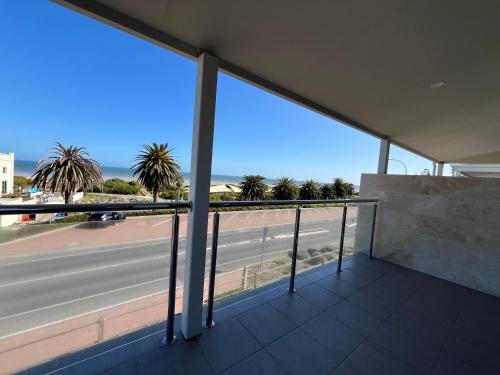 Semaphore House | 1 95 Esplanade, Semaphore