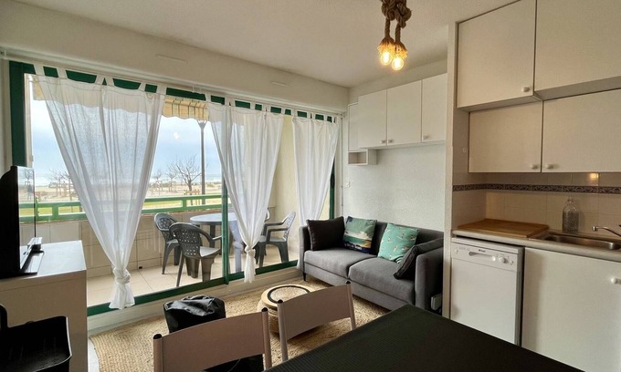 Mimizan-Plage Apartment | 1* apartment for 2 to 4 people with breathtaking views of the ocean at Mimizan Plage