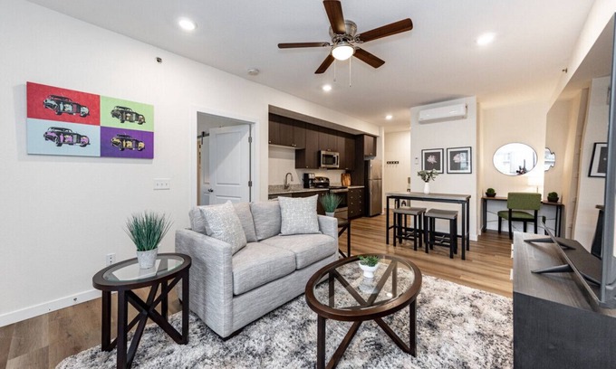 Mountain Shadows Apartment | 1 BD, Cozy Luxury with Mountain Views just minutes from Garden of Gods