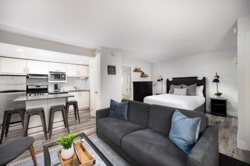 Craigleith House | 1 Bed, 1 Bath Lovely Open Concept Resort Condo