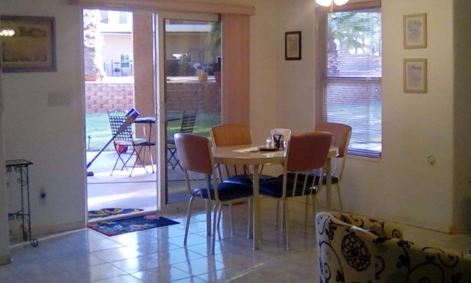 Ivins Apartment | 1 Bed Apartmt-No Cleaning Fee!nnnn- Large 1 Bedroom Apartment: Hummingbird Haven
