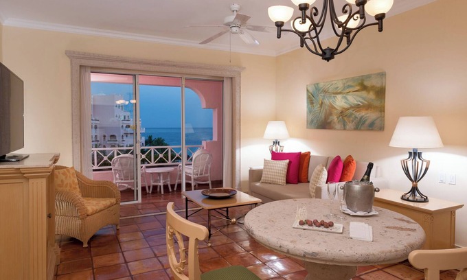 Los Cangrejos II y III Condo | 1 bedroom, 2 bath unit sleeps 6. Ocean view w/patio. 11/24-12/01 Thanksgiving
