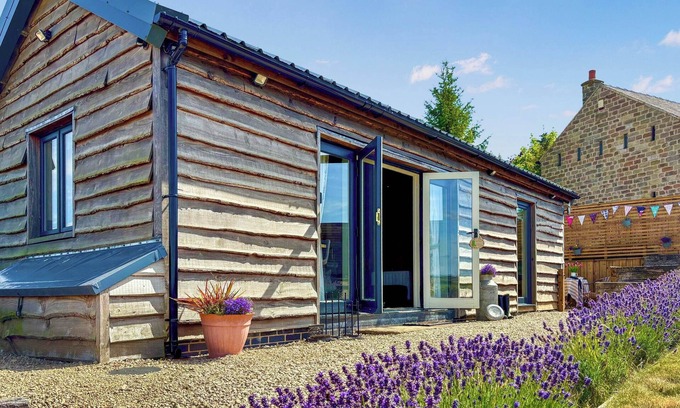 Hulland Ward Cottage | 1 bedroom accommodation in Idridgehay, near Belper