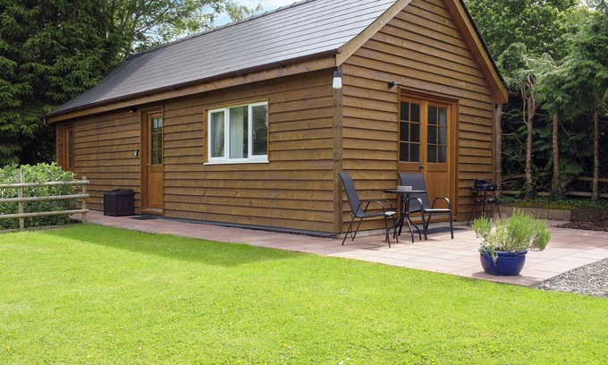 Woolhope Cottage | 1 bedroom accommodation in Dormington, near Hereford